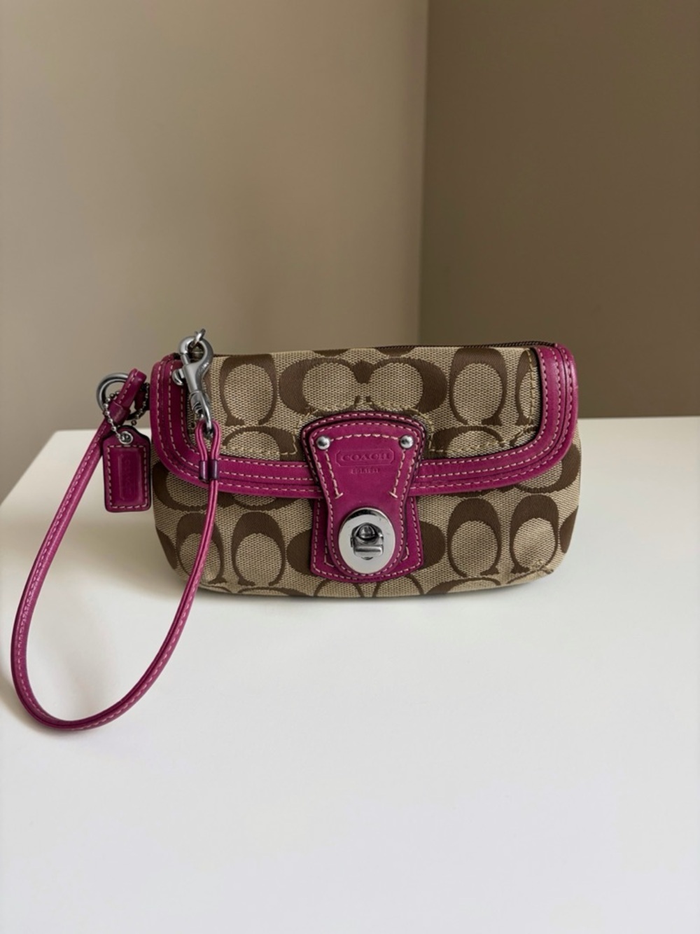 Coach Y2K Turnkock Wristlet